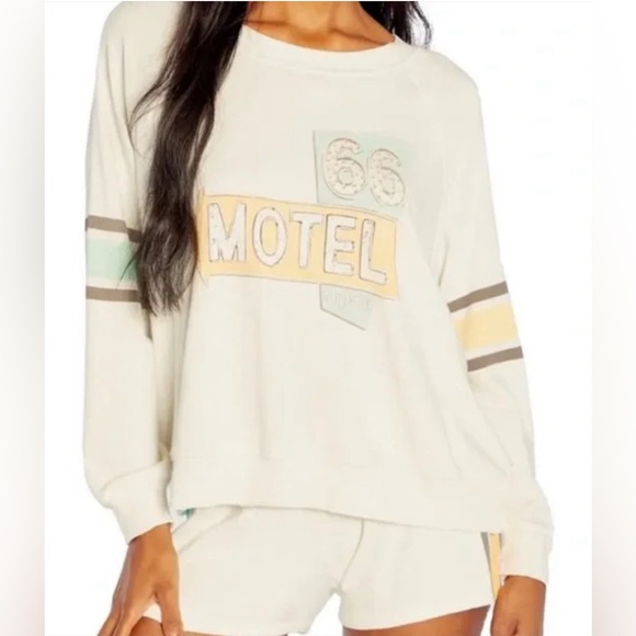 NWT Wildfox Ivory Retro Vintage Motel 66 Logo Oversized Lounge Sweatshirt, Small - Picture 7 of 10